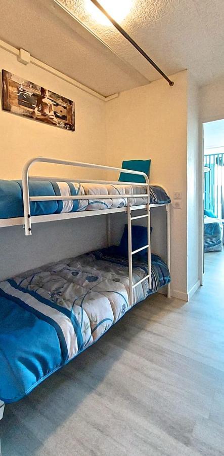 Apartament Hypercenter 27 M With Wifi And Shared Pool Fréjus Zewnętrze zdjęcie